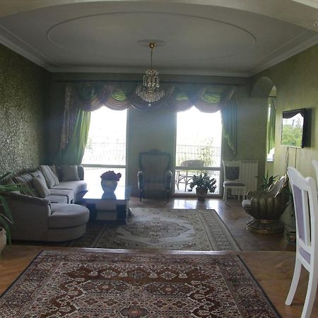 Hotel Ezio Кишинёв Экстерьер фото