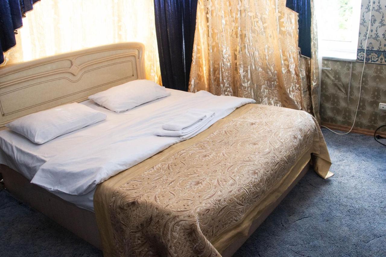 Hotel Ezio Кишинёв Экстерьер фото