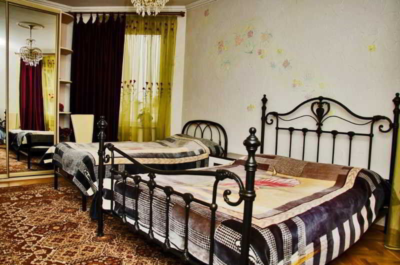 Hotel Ezio Кишинёв Экстерьер фото