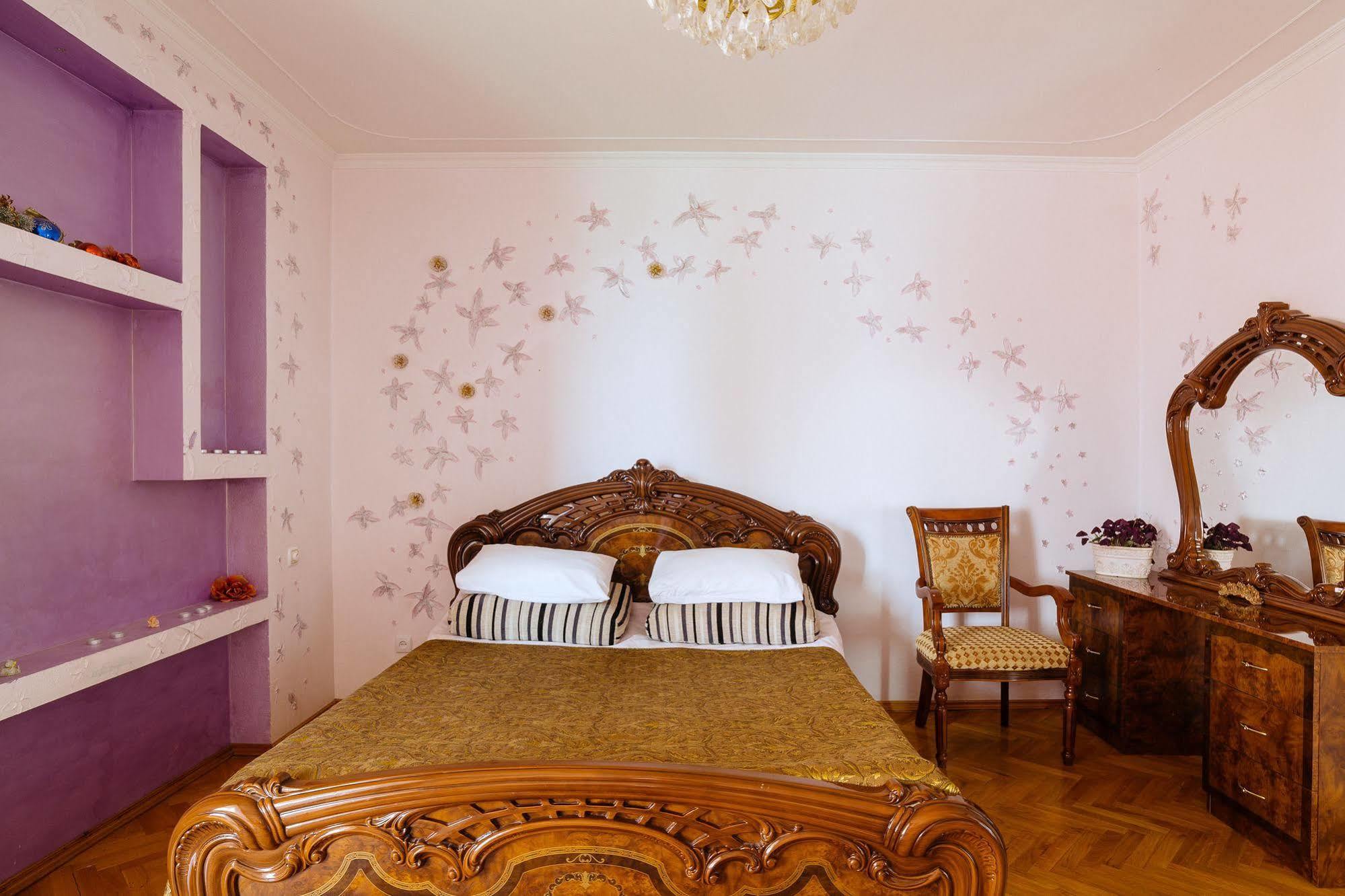 Hotel Ezio Кишинёв Экстерьер фото